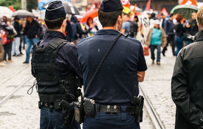(93) Affaire Théo Luhaka : sept ans après, trois policiers jugés à la cour d'assises de Seine-Saint-Denis